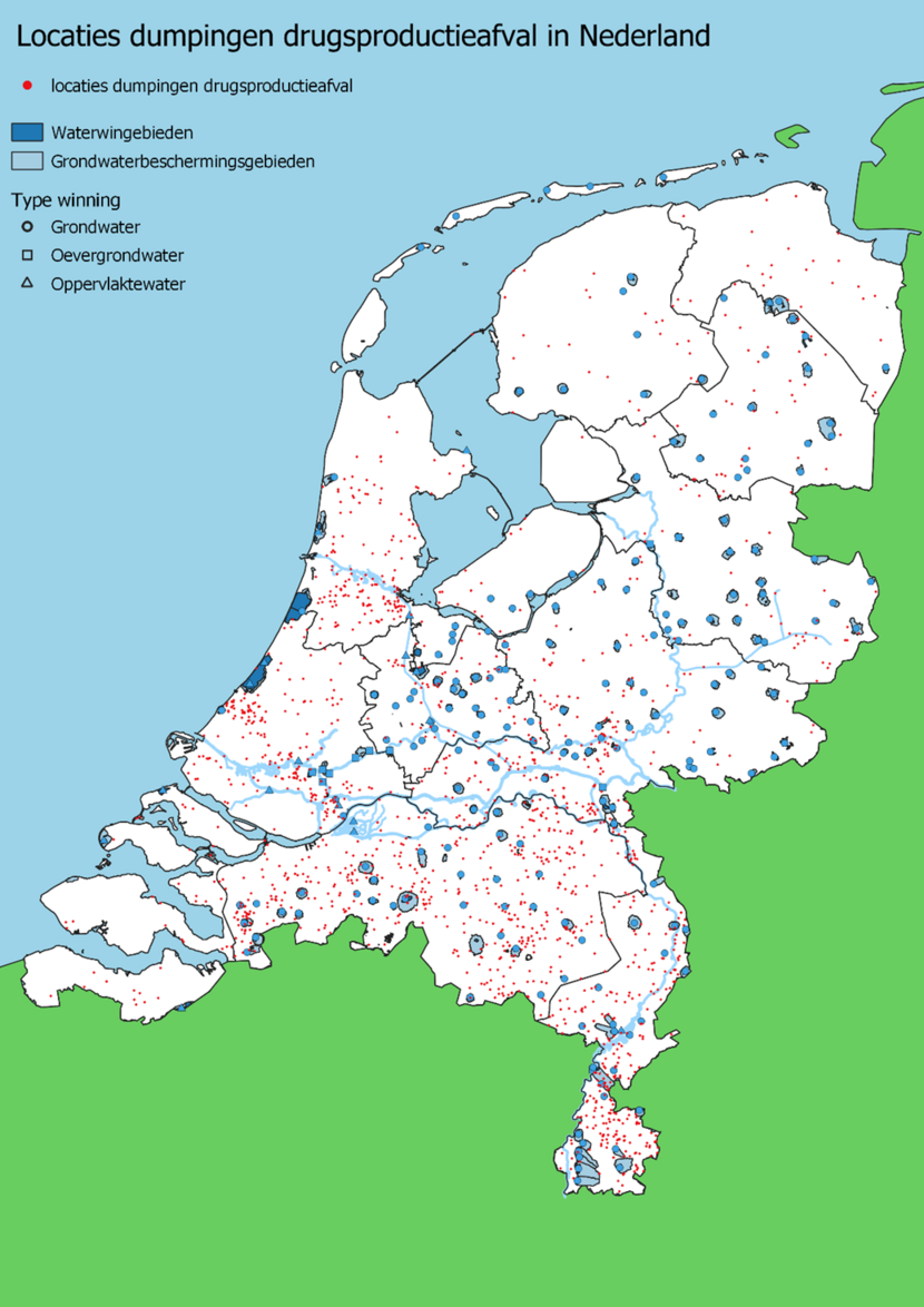 Locaties dumpingen drugsproductieafval in Nederland en grondwatrbeschermingwsgebieden (RIVM, 2022).